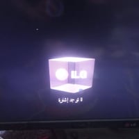 بلازمه LG لبيع اي شي مابيه بس ذني الوان الضهرات علئ الشاشه السعر 100 و...