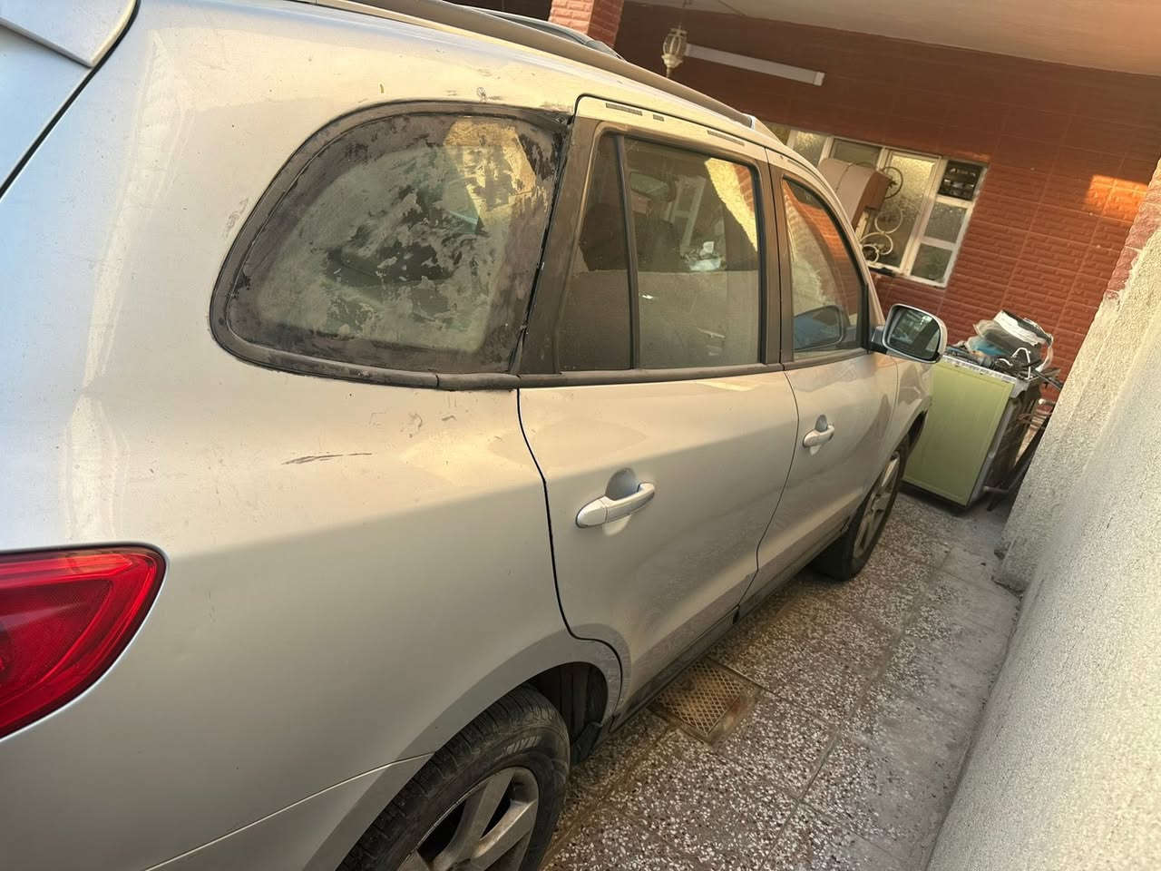 هيونداي سنتافي 2007 ليمتد
رصاصي وارد أمريكي

📍 بغداد / الدورة

المواصفات:

* سلايد روف
* قطعتين تبريد
* ويل 18
* شاشة
* تحكمات ستيرن
* كشنات جلد
* كرسي السايق كهرباء
* خمسة راكب
* محرك 6 سلندر 3300

ملاحظات:

* حادث أمريكا
* الجاملغ الخلفي جهة السايق معدل بارد
* مابيها صبغ
* الخدوش موضحة بالصور
* سنوية وهزة جديدة
* رقم إنكليزي

💰 السعر: 105 ورقة وبيه مجال

📞 ***********
يوجد واتساب
