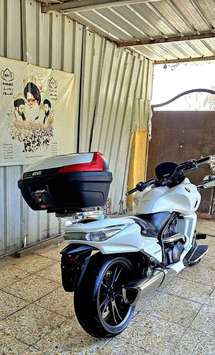 السلام عليكم دراجه HONDA DN_01 للبيع للاستفسار *********** عنوان بغداد البياع

