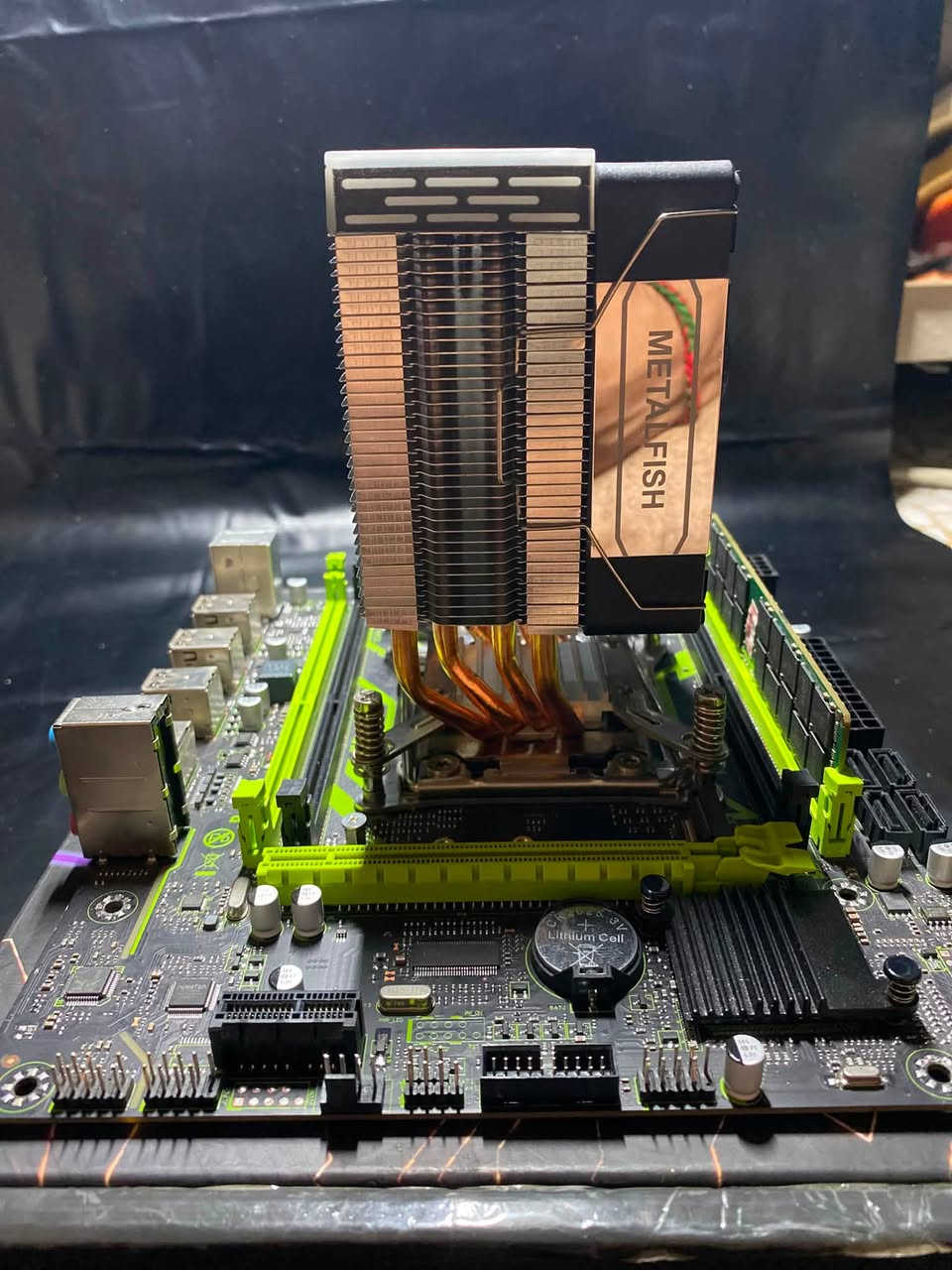 كومبو بسعر 140 الف ويه التوصيل واذا ردت قطع عادي
مذربورد x99 p4
معالج intel xeon e5 2680 v4
مبرد هوائي RGB
رام 16 3200 
الي يحتاج اي قطعه من ذني يكدر يراسل وبي خير ويدلل بالخدمه ويوجد توصيل لكل المحافضات


**إذا كنت صاحب هذا الإعلان وتريد حذفه لأي سبب، رجاءا أرسل رسالة إلى الدعم الفني**