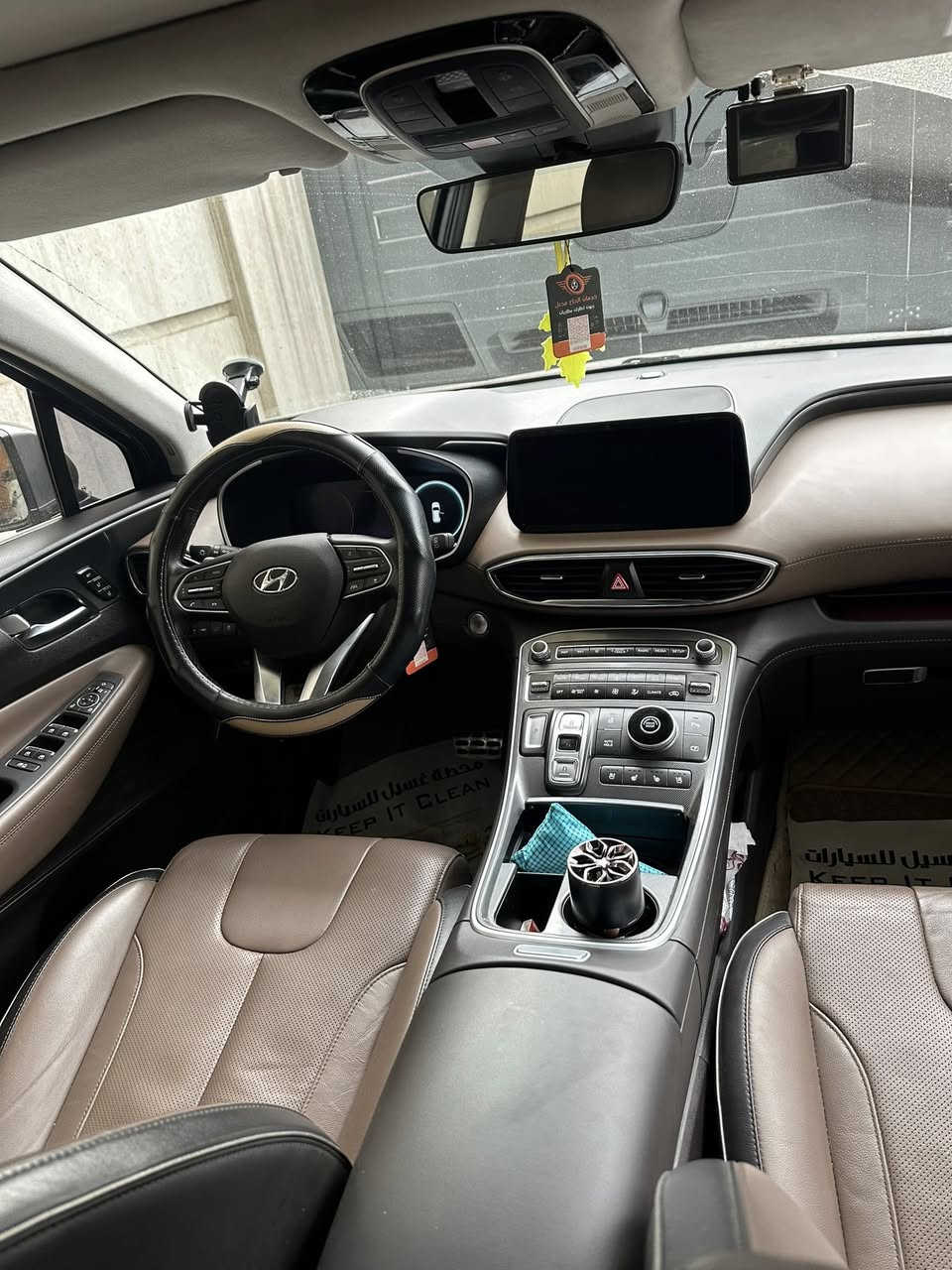 السلام عليكم سنتافيا ٢٢ كلين فول للأخير ٤ سلندر تيربو هايبرد السعر ٢٧٠ بيها مجال حك الجيه لاستفسار ***********  مكاني الاعضميه
