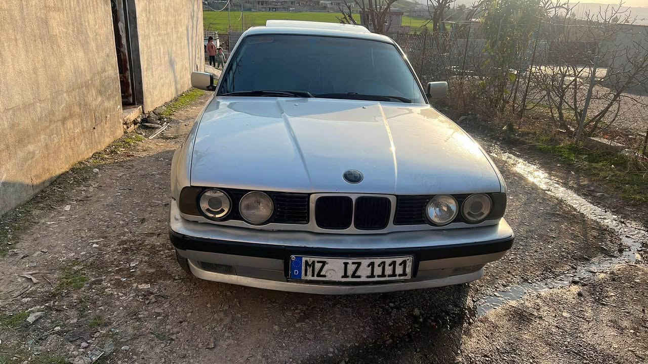 ماشەاللە لە مالی هەموو لایک
بۆ فرۆشتن ئەوروپیbmw🇩🇪
منەفێست ئیبراهیم خلیل ئەسلی بەشەرت دەدەم گێرو مکینە کارەبایات هەموی بەشەرت فول فول سلایت تەبرید سارد و گەرم موس و براوە بەشەرت شاخل تۆماتیک ٥٢٥ لەسەر دەقی شەریکە ماوتوە ***********مۆدیل١٩٩٢ أربيل, العراق
