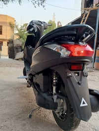 اكزز موديل 23 صفر كيلو متر ماشيه 190 دراجه بحاله الوكاله كفاله عامه بي...