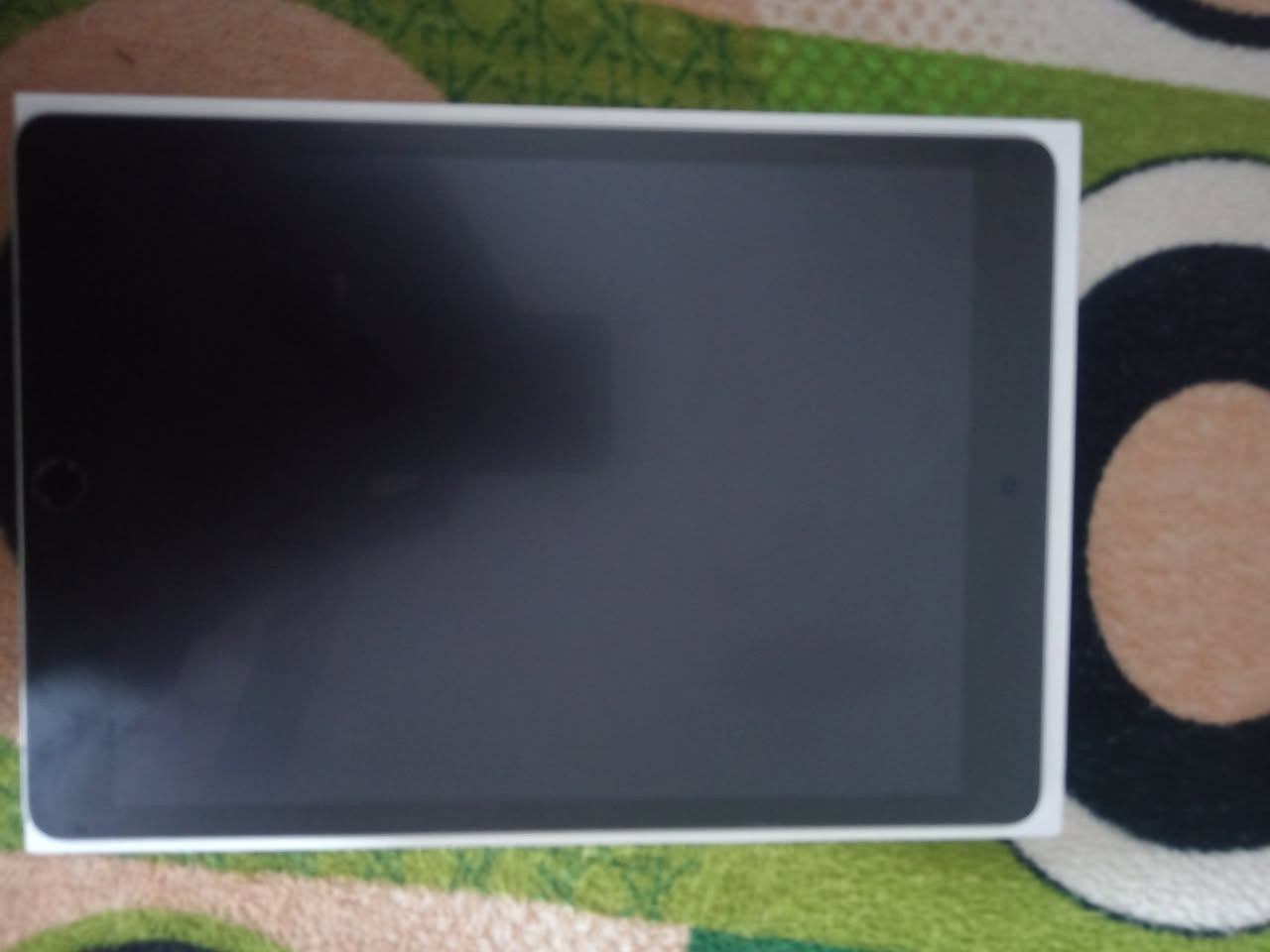 سلام عليكم
ايباد9نضافه100من100مابي لاجلخه ملحقاته كامل ذاكره64بطاريته87سعر330بي مجال رقم***********بي واساب بكاني نجف
