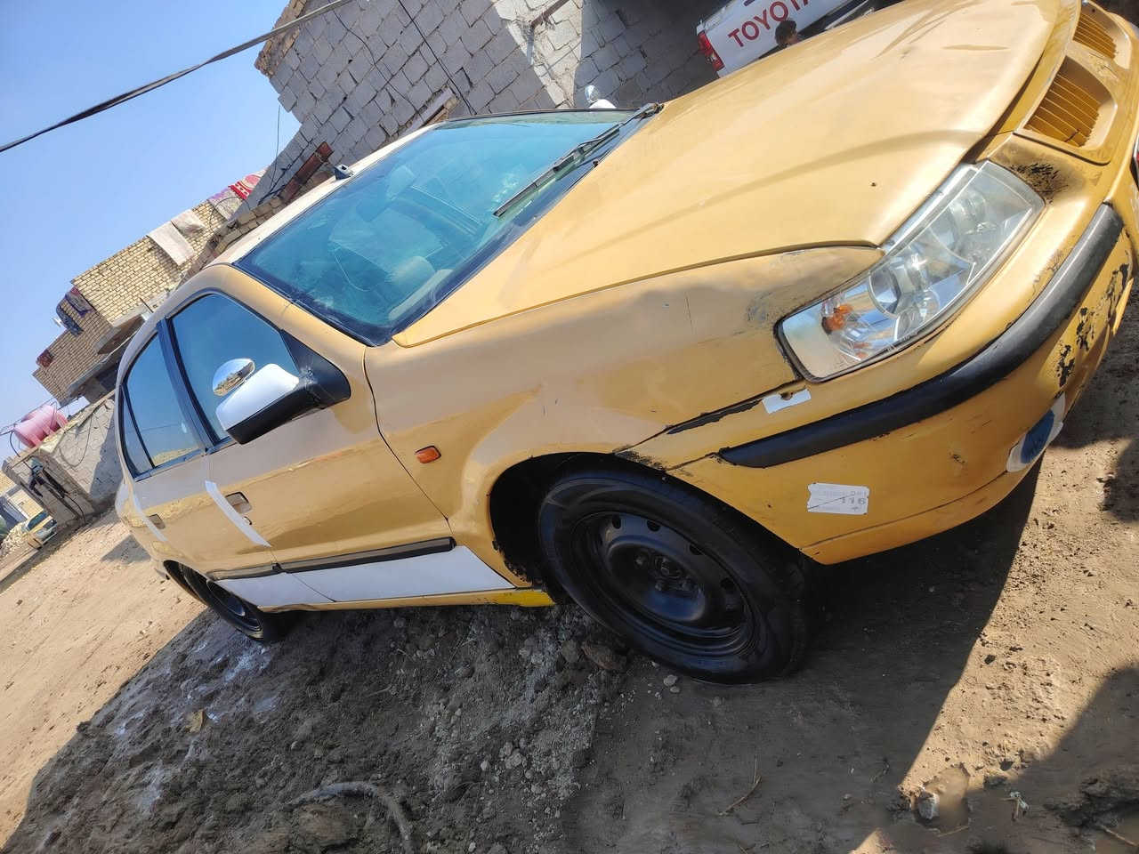 سلام عليكم البيع سمند موديل 2011مرقمه بغداد رقم الهاتف ***********
