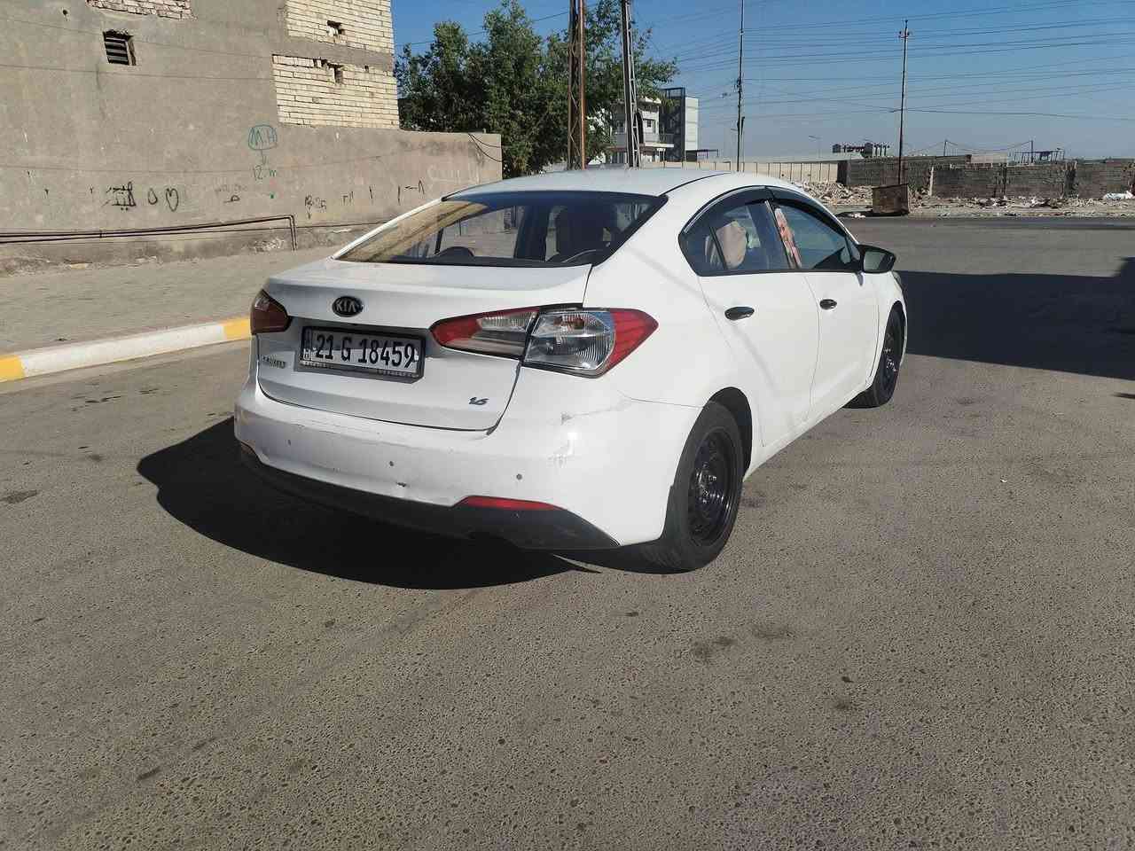 السلام عليكم كيا سيراتو موديل 2014 رقم سليمانيه جديد تريد تحويل تريد وكاله صاحبه عربي يمي كير محرك كفاله مكينه دوش تبريد ثلج صدر جديد تخم تاير جديد كهربائيات كله بلاد جاهزه ع ااخر حبايه ترايك للبصره مكان السياره بغداد السعر 79 وبيه مجال حگ الجيه ***********
