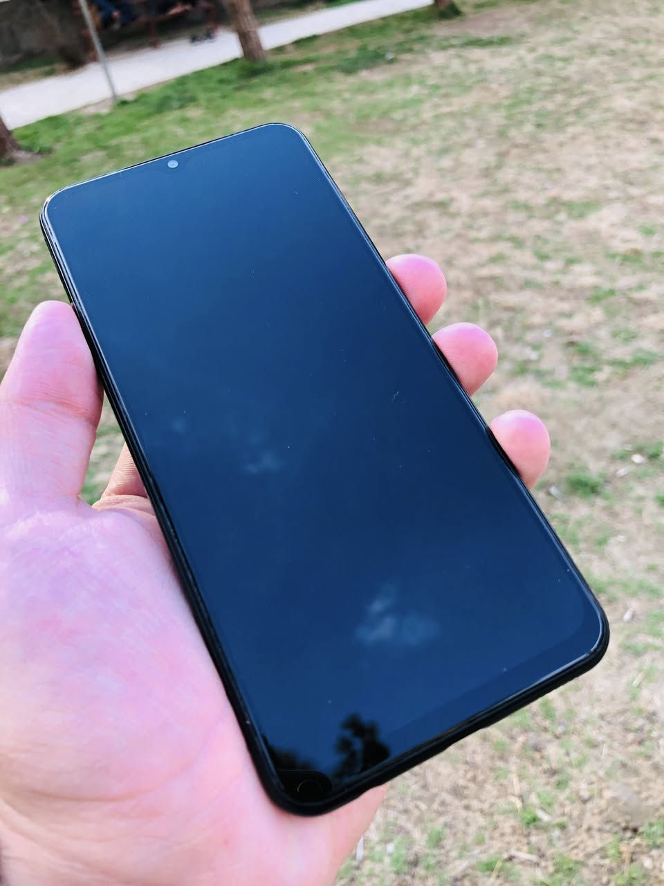 لیلام لیلام لیلام 🫢
یک عدد مبایل فروشی بسیار ثابت

سامسنگ ام بیست و سه (3900Afg)

Samsung M23  .👑
Battery 5000 Mah

حافظه :128جیبی ☑️
رم : 4 جیبی کار کرد عالی✅️

اسکرین اصلی کمپنی بیدون داغ یا شیت✅️
لاسپیکر،  و مایک، ها  فعال ☑️
یک سیم و یک میموری 🫠

فیسلاک فعال سریع ☑️
فنگر فعال سریع👍

رنگ: بسیار زیبا مقبول🥰
کمره های پاک و شفاف🌈

نوت: مبایل مذکور بسیار کار کرد بالا دارد. و از هر  لحاظ 48 ساعت بضمانت و به شرط چک میباشد.

قیمت:3900افغانی با اندک جور آمد 🫠

+93 781143060 Whatsapp☎️


**إذا كنت صاحب هذا الإعلان وتريد حذفه لأي سبب، رجاءا أرسل رسالة إلى الدعم الفني**