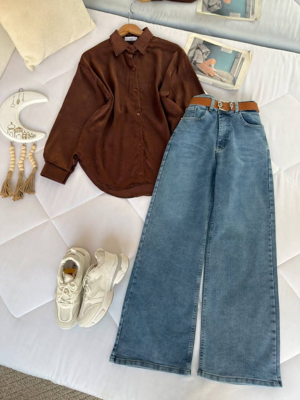 قميص مع بنطلون جينز 
القياسات 38/ 40 42 44 46 48

خدمة توصيل لجميع محافضات العراق 5الف

للحجز والاستفسار مراسلة الصفحه خاص رجاء او واتساب ***********
