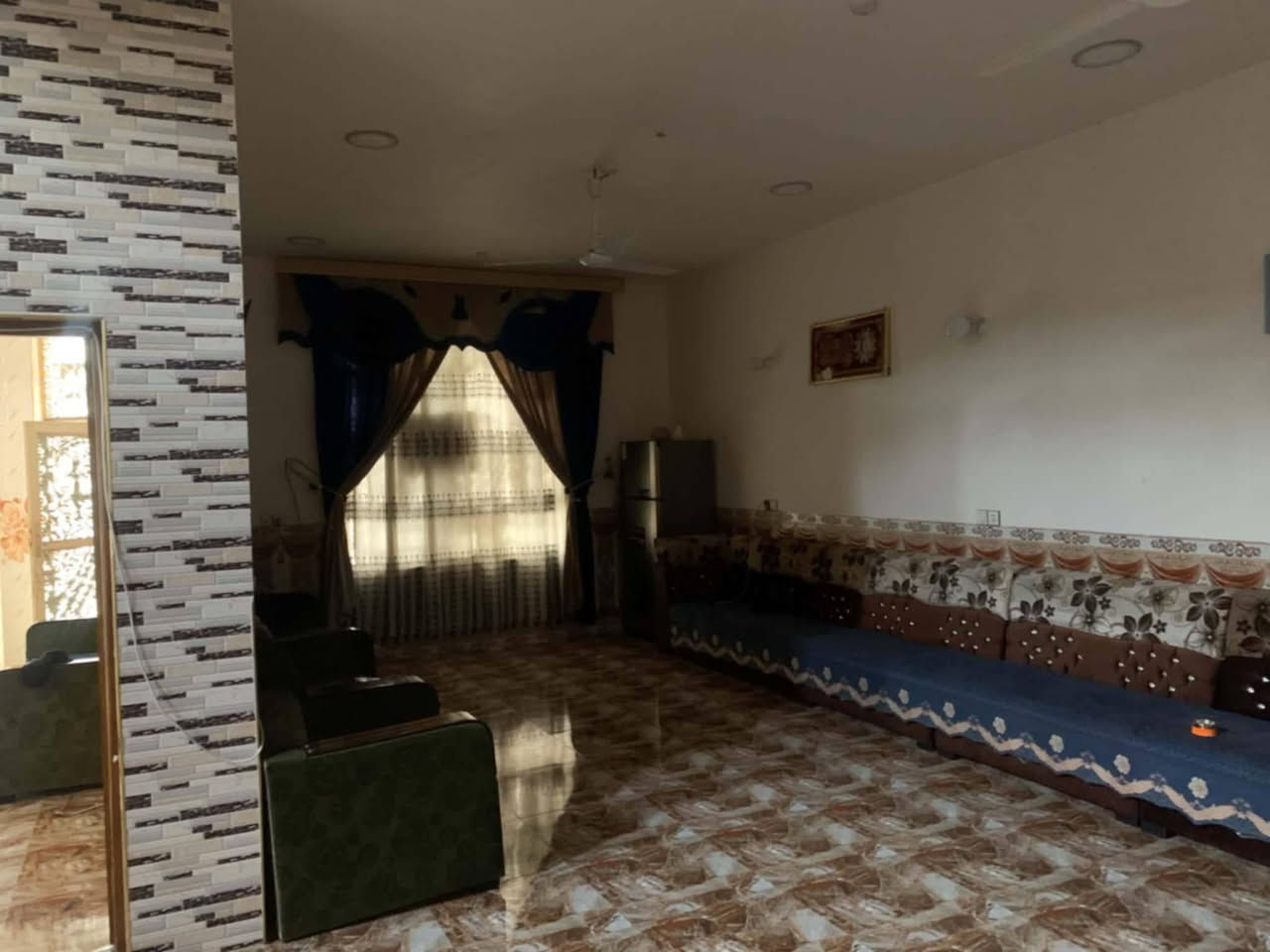 دونم للبيع مع البيت سند 25 بنا حديث يحتوي علئ 4 غرف نوم صاله مطبخ مجموعه صحيات مكانه حله صياحيه قرب كوين بارك يبعد عن الشارع 500 متر سعره خاص


**إذا كنت صاحب هذا الإعلان وتريد حذفه لأي سبب، رجاءا أرسل رسالة إلى الدعم الفني**
