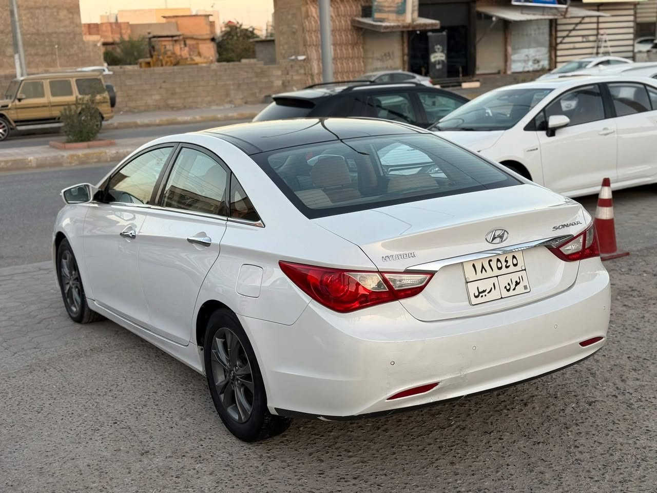 سوناتا 2010 خليجي 

رقم اربيل تحويل مباشر 

محرك 2.4 دوش 

سياره كفاله عامه باب مبدل بلادي

فول مواصفات 1/1

سقف بانورما + اشاير بل مري + مري شفط + كشنات مخمل + كشن كهربائي +تحكمات ستيرن + ويل كروم +حساسات 

وباقي المواصفات المعروفه 

—————————————————-

مكان السياره الرمادي السعر ١٢٥ وبيه مجال بسيط رقم الهاتف ***********
