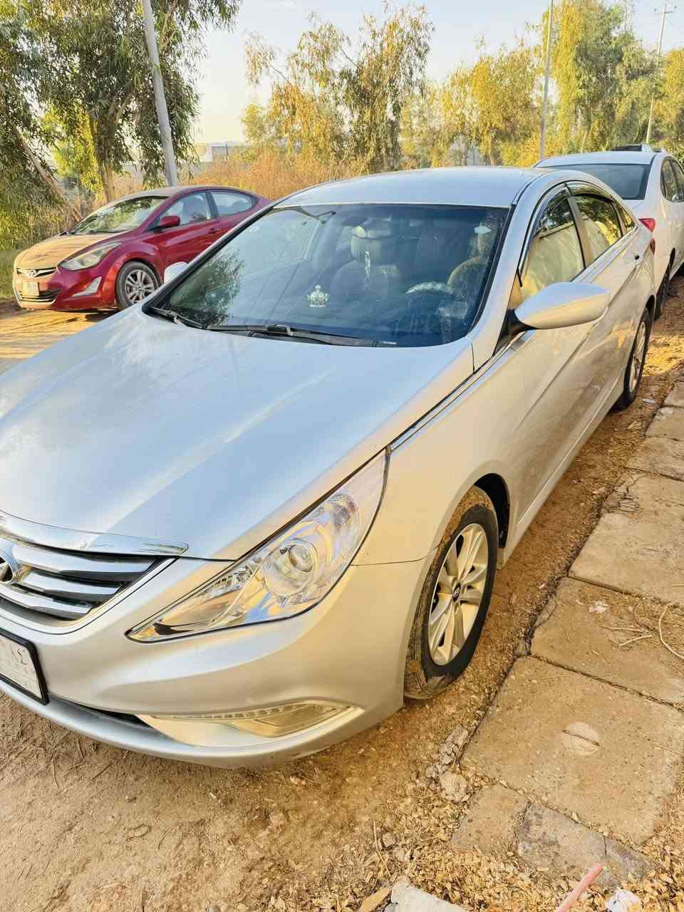 السلام عليكم
سوناتا ٢٠١٤ مكفوله من العيب الشرعي والاصوليات 
سياره جاهزه مكينه كير تبريد تدفئه مشروع وطني باسمي
السعر ٩٥ مكان ناصريه
للتواصل ***********
