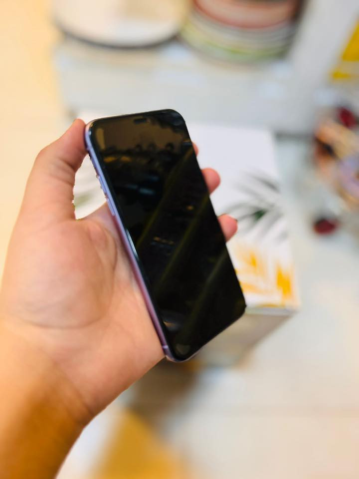 السلام عليكم ايفون 11 عادي الجهاز ما مفتوح ولا امعله تفحص قبل ما تاخذ الجهاز نضيف مثل ما مبين بالتصوير السعر 225 بي مجال 
بطاريه 83
الذاكره 128
***********
