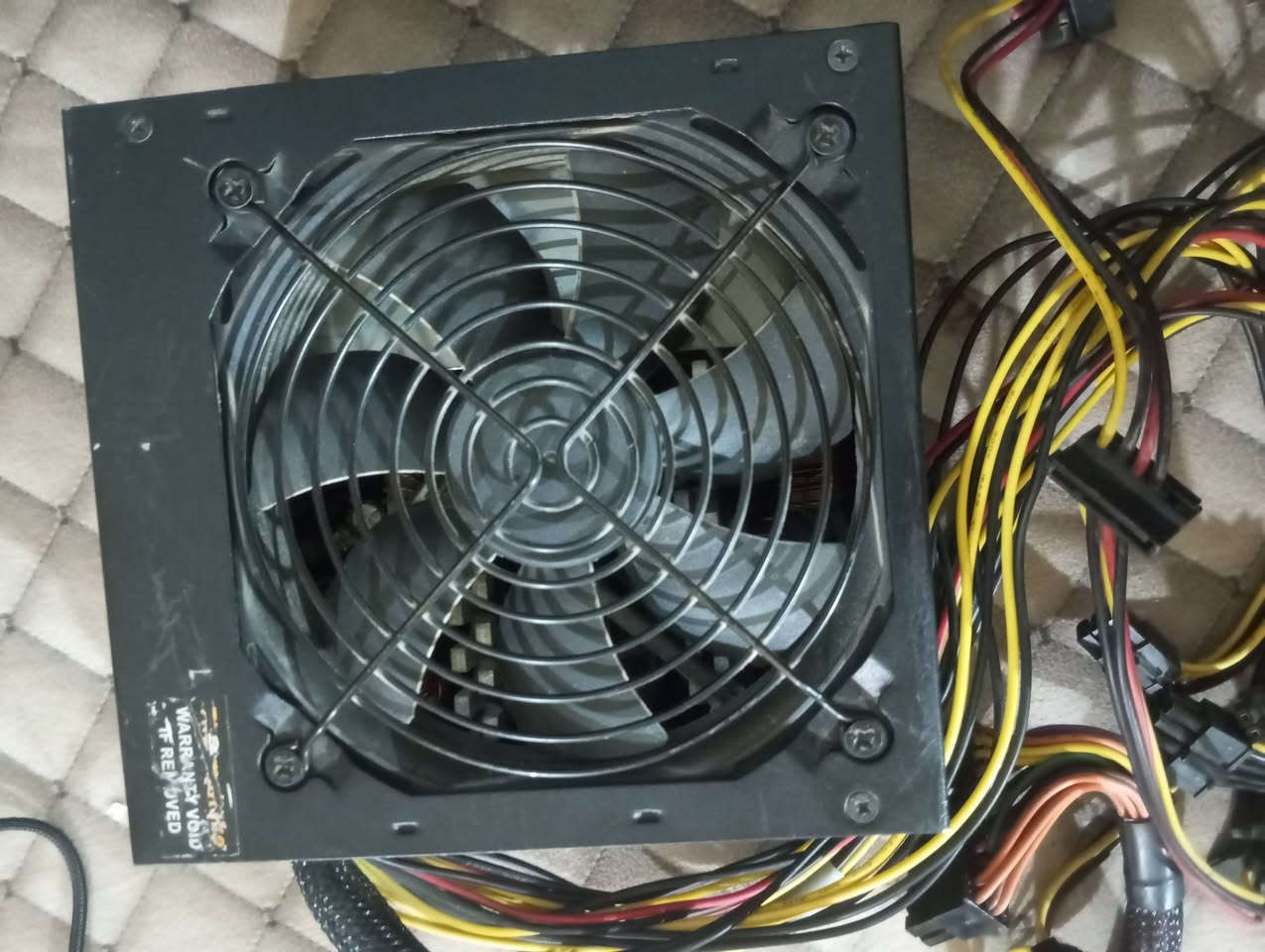 سلام عليكم باور سبلاي650 واط للبيع مستخدم قليل الباور بحاله ممتازه سعر40 معه التوصيل رقمي***********
