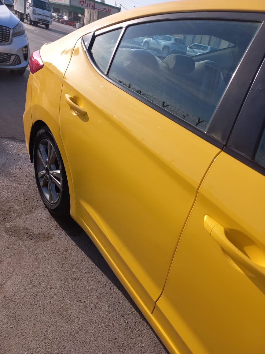 النترا 2018 امريكي
حادثه فقط بنيد نفسه معمر 
لغد شاصي كفاله 
السياره كفاله ليبل واحد
محرك 2000 دوش مفتوح 
كير كفاله تخم تاير جديد 
صدر امامي خلفي جديد 
منضومه غاز جديده 
نص فول رادار بالمري 
تحكم ستيرن جهتين 
3 وضعيات للقياده 
وباقي مواصفات 
رقم بغداد الدولي الجديد 
ماشيه 159
السعر 135 وبيه مجال قليل 
مكان السياره بغداد 
رقم الهاتف ***********
