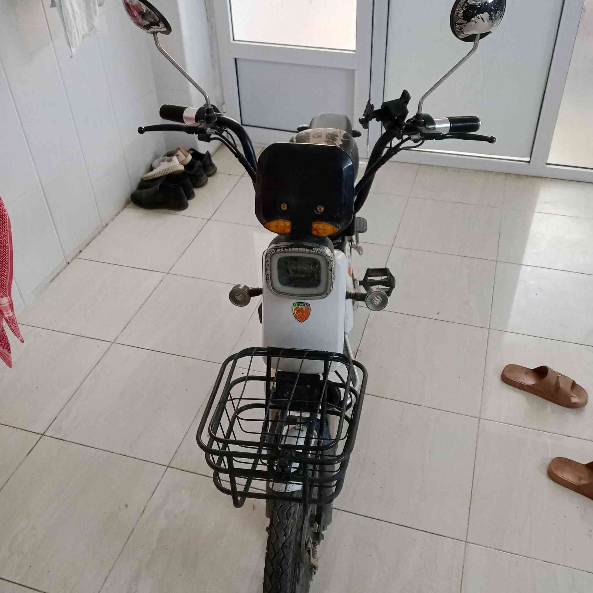 ماتور شحن  كير4 جهاز نزار  بلوتث  بطاريه 4 ثنين جدد2 وثنين نص عمرهم سرعه 45   حجم20 سعر300 الف


**إذا كنت صاحب هذا الإعلان وتريد حذفه لأي سبب، رجاءا أرسل رسالة إلى الدعم الفني**