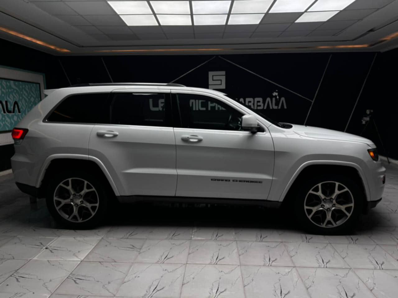 السلام عليكم
جيب موديل 2018
فوووول 
بنوراما
حساسات
اشاير بلمري ورادار
تحكم ستيرن 
لون ابيض 
رقم اربيل
بيه البنيد اصبع بارد وجاملغ الوره صبغ اصبع والجاملغ الكدام 
جهه الصدر صبغ شبر 
والباقي كفاله
مكان كربلاء 
السعر 260
الاتصال على هذا الرقم
***********
***********
