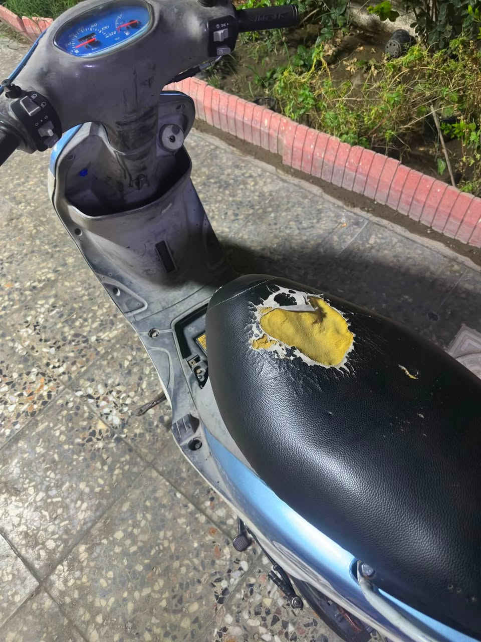 ماكس منغولي مكينة مامفتوحة دراجة مناقصهة شي عدة هاي الكفرات مثل ما موضح بل صورة عنواني بياع شرطة رابعة رايدهة ب550 ***********

