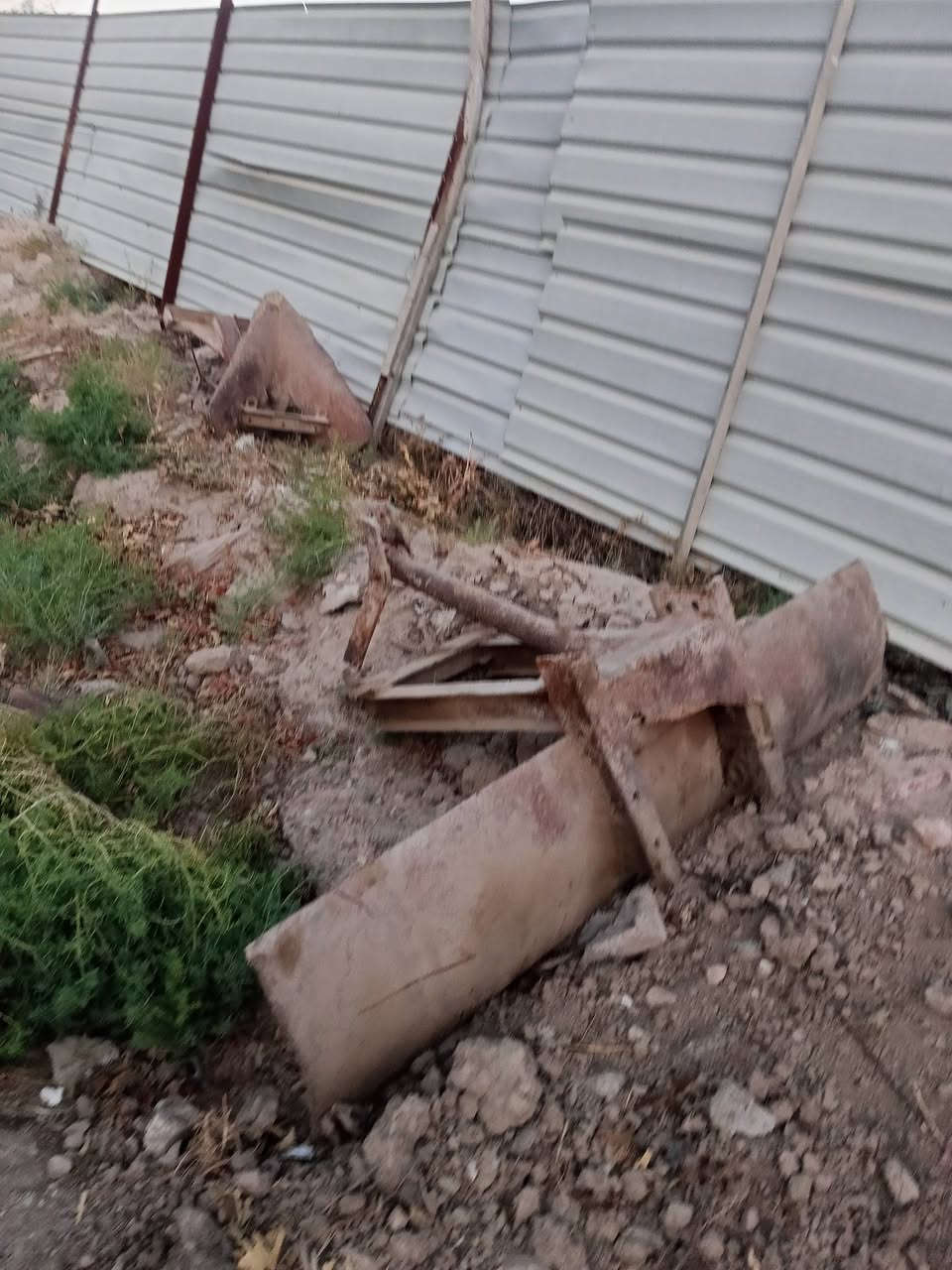 السلام عليكم عندي غراض  كاروبه للبيع 
فيدان  تركي حجم 11 تفصال 3 سجج نضيف ومكفول 

وديج تطريج نضيف 

ومعدلان  بس قديم  بي كسر 

مكاني اليوسفية.القصر الأوسط

***********

***********

