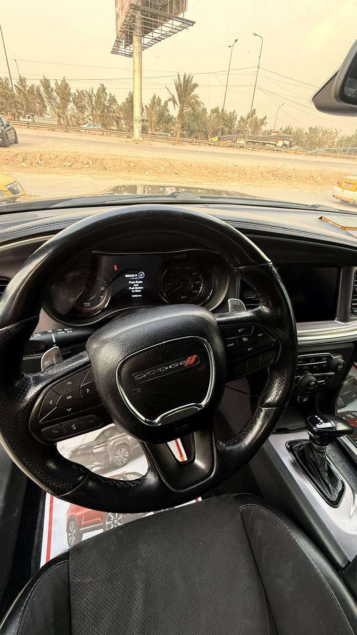 جارجر 2020  gt فول مواصفات بلاك ادشن
  بغداد تحويل ثاني يوم صور الحادث بل منشور وبيهه جاملغ خلفي كلير من أمريكا  السعر 169$ سعر جدا مناسب بالعافيه على ياخذهه  ***********                                                         ‏‪***********‬‏ 
                مكان السياره الكراده

بلاك اديشن فول الفول أعلا فئه GT
6    .3.6  :المحرك
المواصفات :
بصه دخول ذكي فتحه سقف 
شفتات

جناح خلفي اسود.

ويل قياس , 19انچ اسود

فور ويل 4/4

مقود القيادة رياضي

* مقاعد رياضية من الشاموا مع جلد الأسود.

* نقطة عمياء

رادار مع مانع تصادم أمامي.

مصابيح أمامية زنون

كشافات الضباب زنون .

المصابيح الأمامية مع LED .

حساسات خلفية.

شاشه كبيرة مع نظام ملاحة نفكيشن GPS .

سستم صوت الپاین

* فتحة سقف (سلايد) .

المقاعد الأمامية كهربائية

ذاكرة لحفظ وضعيات الجلوس (ميموري) .

* مقاعد أمامية تبريد وتدفئة

* مقاعد خلفية تدفئة

* تشغيل عن بعد

* المقود كهربائي .

تدفئة مقود القيادة

* محدد سرعة

* تلفون بلوتوث

* كاميرا خلفية

* مرايا متحسسة للاضاءة العالية .

کیر شفتر بالستيرن

* دخول ذكي بغداد, العراق
