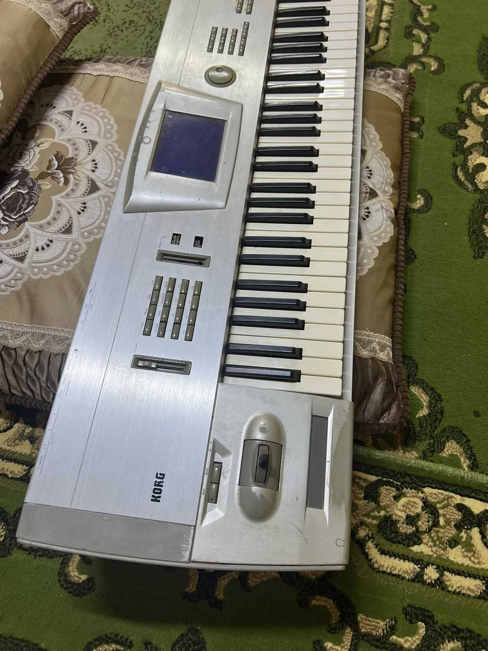 نضافه 70 ‎%‎ شغال كامل ماوس سامبلر كلو اصلي  بي ملاحضات فقط للأستفسار اتصل بيع مستعجل 
***********
