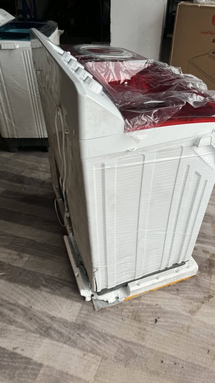 السلام عليكم غسالات بيهن ضرر بسيط بل كفر الخارجي سو تحميل بيهن ضمان سنه بعدهن جدد بل كارتون  عدد 2 جدد غير مستخدم سعر ال 14 كيلو 225 
وال 11 كيلو 175 
مع ضرر بسيط اسفل الرجل بسس سوء التحميل مع ضمان سنه من تاريخ البيع عنوان  بابل قضاء القاسم الرقم ***********
