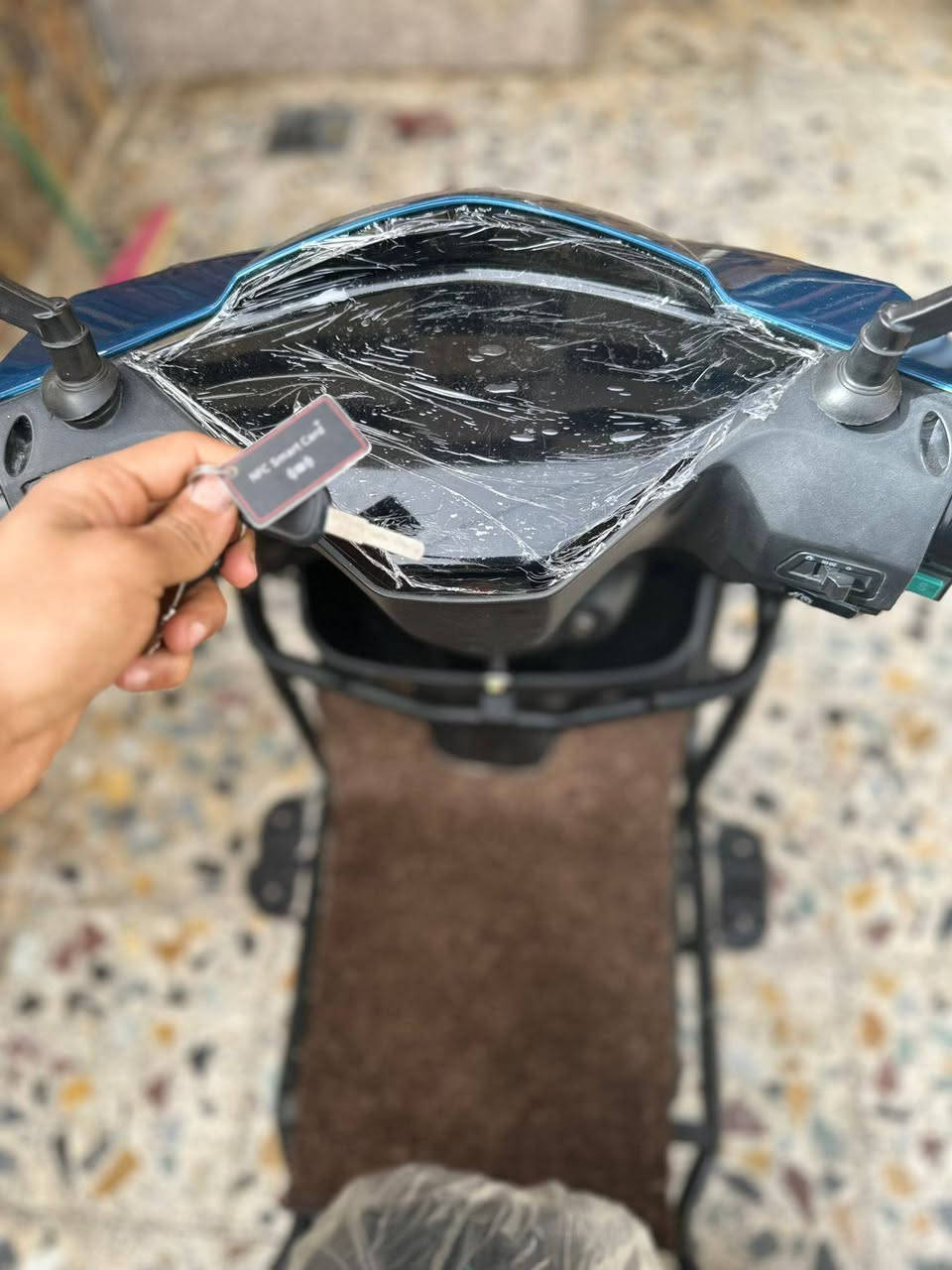 للبيع موطور شحن سكنس مدرع موطور نضيف وبطاريته فول وعلا فحص وكهربائياته كله شغاله
السعر 515 وبي مجال 
للتواصل ***********
