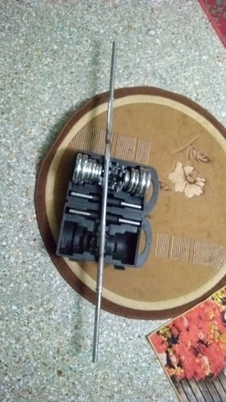 سلام عليكم عندي جنطه مال اثقال كامله وزنه 17ماعده شفتات الوزن الكامل30 وحديد سعر 60, مكاني بغداد كاظميه 
***********
