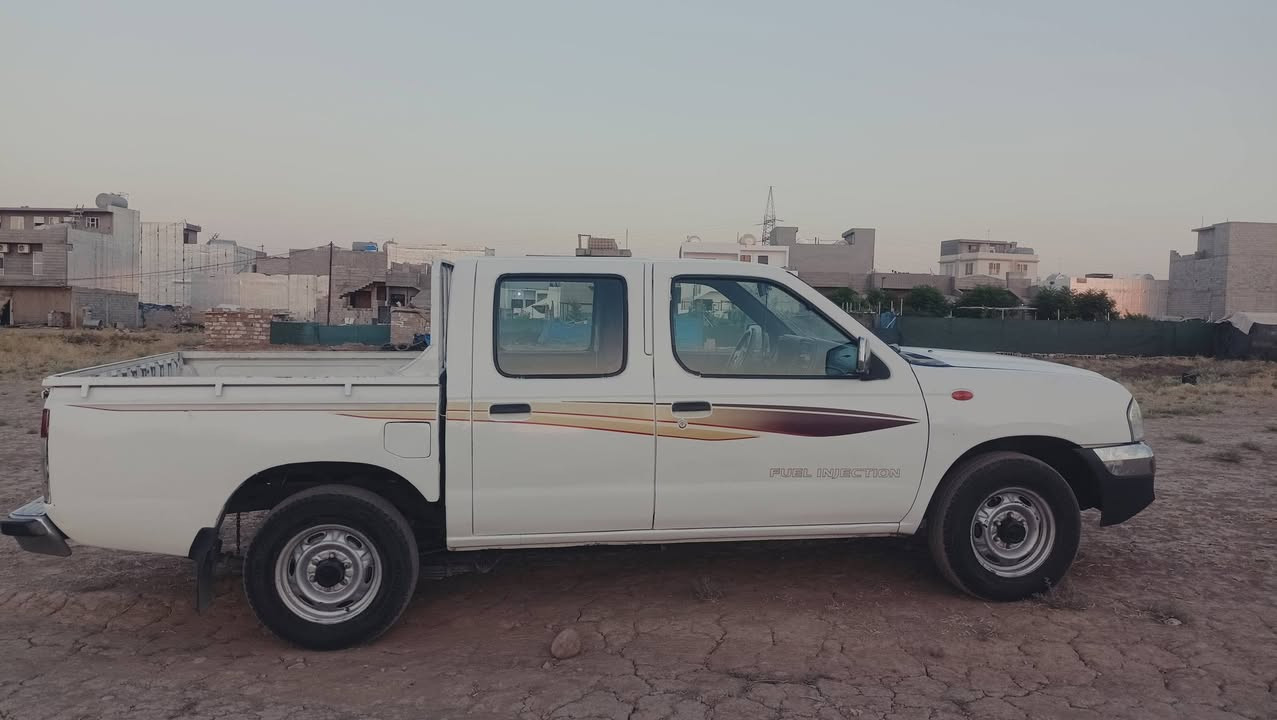 نیسان مودیل 2008 کتابی مزایدە لە گڵدایە بە شە رتی
وە کالە  مە کینە گێر ئە کسل شانسی  بە شە رت 
تە برید لە گە ل سویچ 
چوار تایە لوک 
بێ چرکە 
نمونە لە جوانی 
مسروفی نیە 
سعر 
72 $
گە ڵاو مە جال
شوێن چم چماڵ ژم
***********
***********
