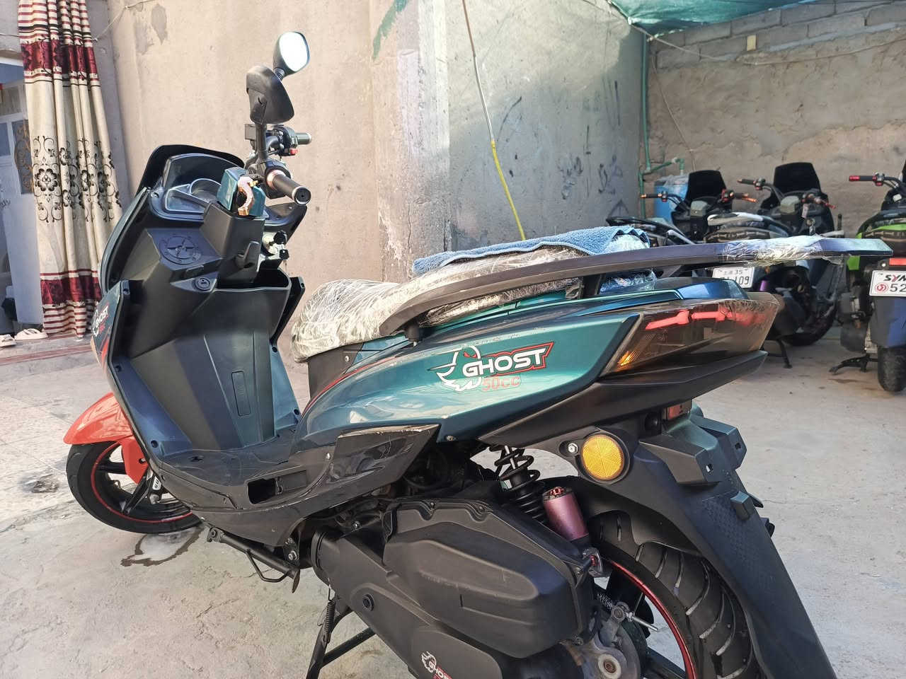 دراجه صيني موديل 2024 محرك 150ccمفتوح ولفات فقط الباقي مكفول الدراجه بيهه شلعه قويه ومعدل كهربائيات كلهه شغالة لايت عالي ناصي بريگ امامي خلفي
مكاني ناصريه الأسكان الصناعي 
السعر 400وبيها مجال قليل


**إذا كنت صاحب هذا الإعلان وتريد حذفه لأي سبب، رجاءا أرسل رسالة إلى الدعم الفني**