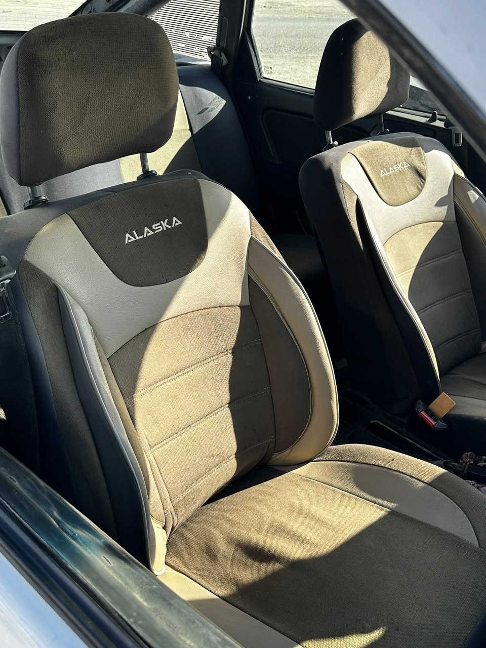 سلام عليكم
1994 كير ومكينه وصدر بشرط 
للستفسار اتصل ‭0780 287 2153‬
مكلف بلنشر
