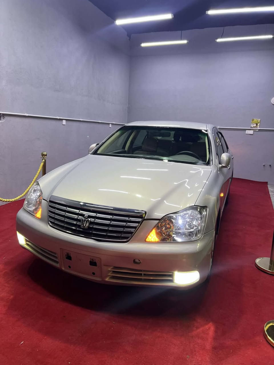 بە ناوی خوای گەورە
شاهینە بۆ فرۆشتن بەحری تازە داغڵ
١٨٢ بێ دوکەڵ 
٢٠٠٦ موس 
بەسمە ڕەساسی
ناو زەرد
٢ دوگمە 
١١٠ هەزار ڕۆشتووە
سەیارەکە کامل مەسرەفە نوقسانی نییە بێ چاڵ و شوختە زۆر زۆر جوانە ماڵی دۆستە تەقە و ڕەقەی نییە تەبرید سارد و گەرم مەزبووت برێکی مەزبووت داشبڵی زۆر جوانە و کامل کارەبای و گیانی بە شەرت 
بۆیاخیش سەقف و حیزام بە شەرت بێ دەعم لێدراو کەڤەر گۆڕاو ڕەقەم شانسی بە شەرت…..
گۆڕینەوەش دەکەم لەسەر دڵگرتن 
نرخی : ٦٠$ گەڵا کۆتای بۆ معامەلە تەلەفۆن مەکە 
شوێن : عەربەت 
ڕەحمەتت لێبێت موشتەری نیت سەری خۆت و منیش مەیەشێنە سەیارە بە کۆمێنت و چات و تەلەفۆن ناکڕدرێ موشتەریت وەرە لە نزیکەوە بیبینە
***********
***********
