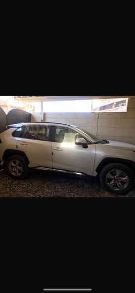 ياباني اصلي شركه ساز مكفوله كفاله عامه
مكفوله من الشخط كله ع وضع الشركه
ماشيه 43 الف محرك 2500 فول واحد ع واحد 
مكان السياره حي الجهاد السعر 255
الرقم ***********
