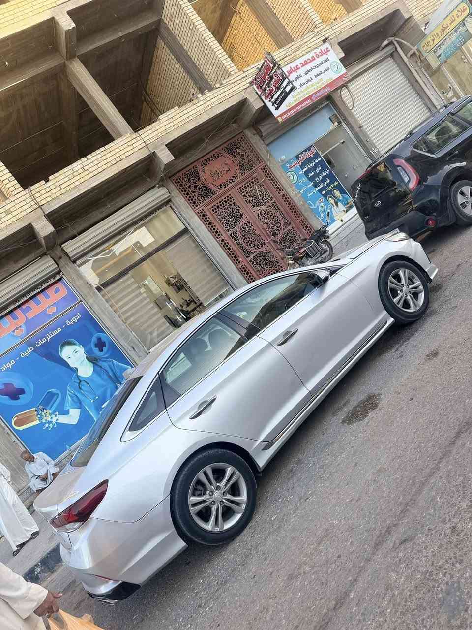 موديل 18. أمريكي بسمي حادث جاملق وبنيد  صوره حادث موجوده والسونار موجود.  السياره بكربلاء  
السعر 130 وبيها مجال 
***********
