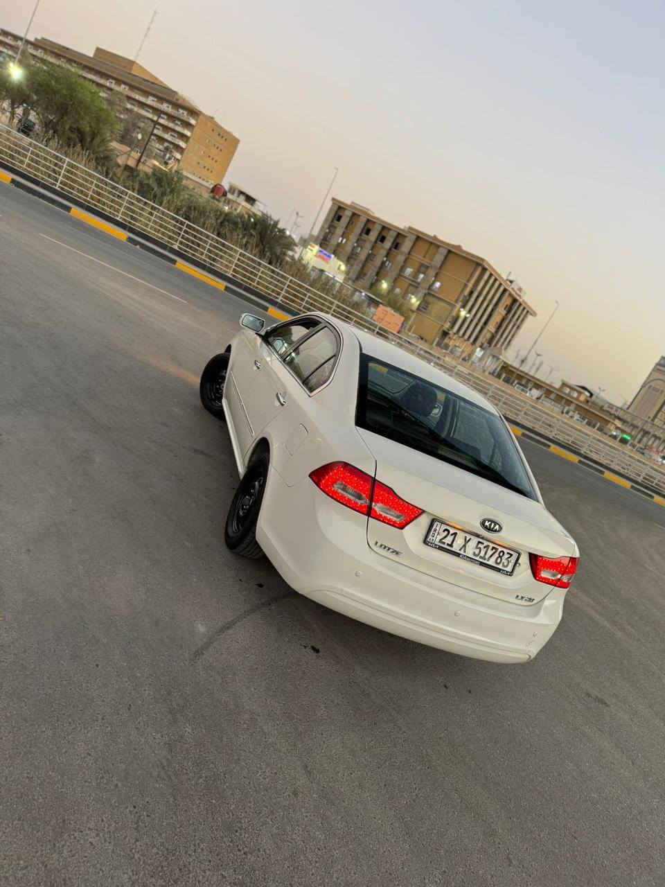 اوبتما 11بيها ارقام وسنويه وكاله بسمي طبق الاصل سياره جديده كلش مكينه 2000السعر 60العنوان بصره ***********
