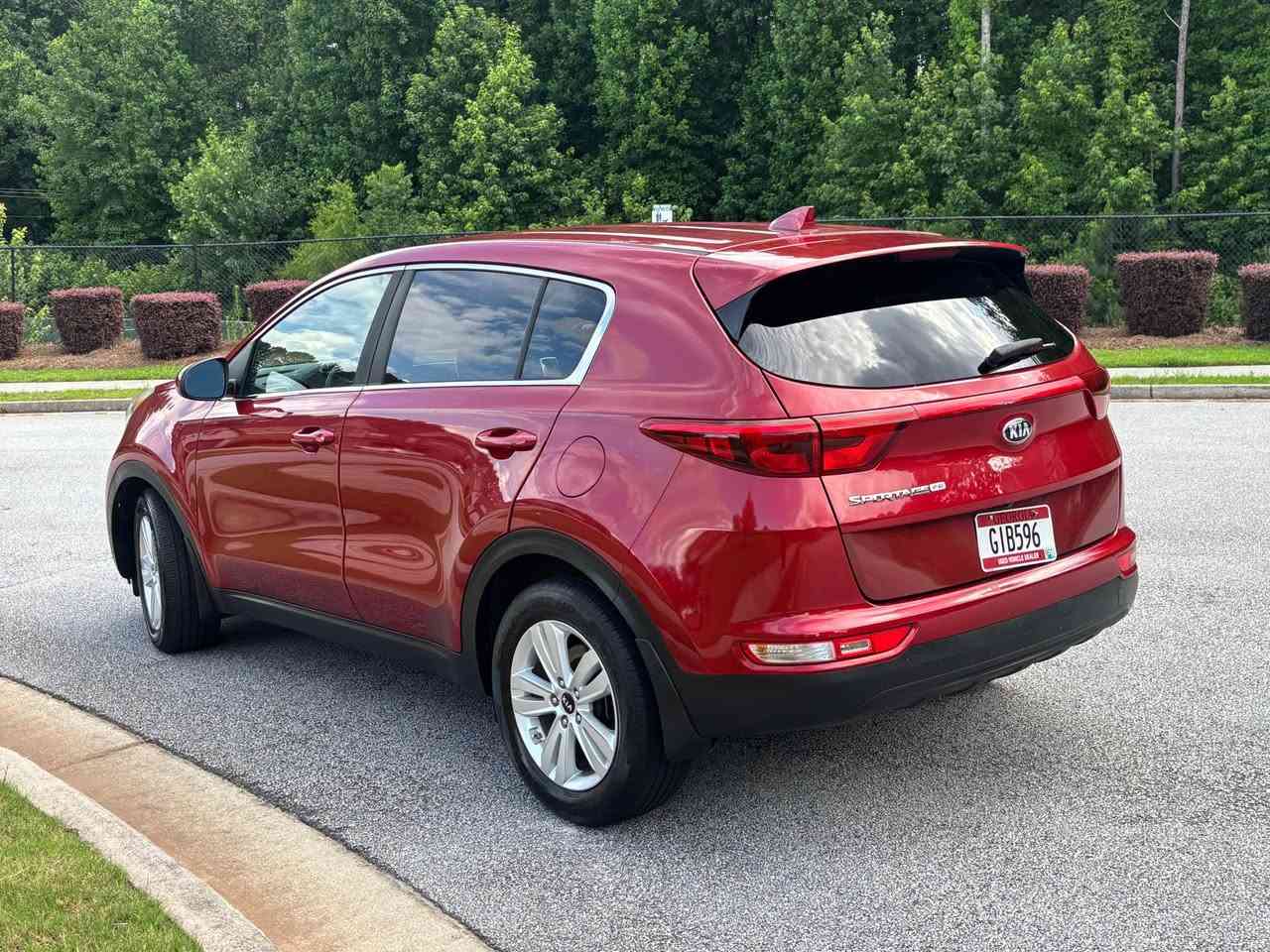 2019 Kia Sportage LX
148,000 miles 
Backup camera 
Bluetooth 
Passed emissions 
Clean title 
No issues 
Ac/Heat works great 
Clean title Stone Mountain, GA


**إذا كنت صاحب هذا الإعلان وتريد حذفه لأي سبب، رجاءا أرسل رسالة إلى الدعم الفني**