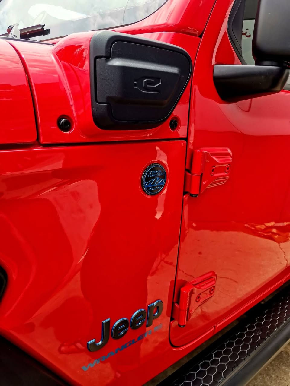 Jeep wrangler trail rated
Willys 2024

سەیارەکە وەک سفری ناو شەریکە وایە
ماوەی رۆشتن 20 هەزار کیلۆمەتر رۆشتوە
مواسەفاتی فۆل ویلس
تەنها سەقفی کارەبا نیە
سێ سیستەم 
1. کارەبا
2. بەنزین
3. شەحن
سەیارەکە ژمارەی نوێیە و سلێمانیە
رەقەم شانسی دانراوە
نرخ : 290 وەرەقە و معامەلەیەکی کەم
بۆ پەیوەندی : ***********
