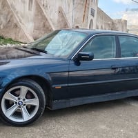 بي إم دبليو E38 • ١٩٩٥ • قير اوتوماتيك