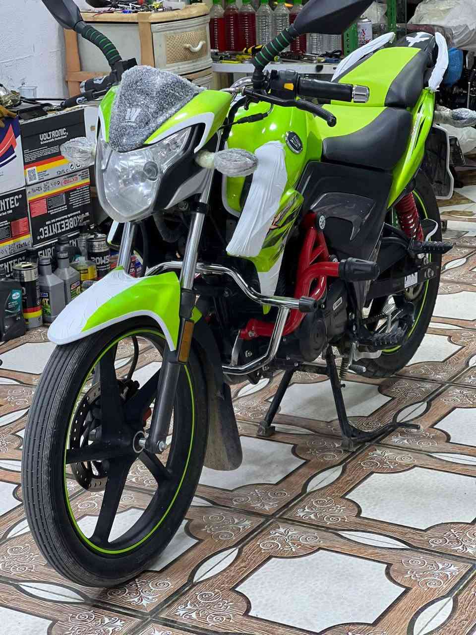 السلام عليكم  هاوجي مرقم انبار موديل 21 للبيع
الدراجة نضيفه سعرها 16 ونص وبيها مجال 

معرض محمد الشمري العنوان : الرمادي التأميم شارع النخيل قرب جسر الحوز مجاور شارع 30 او مخبز الشام  

***********
