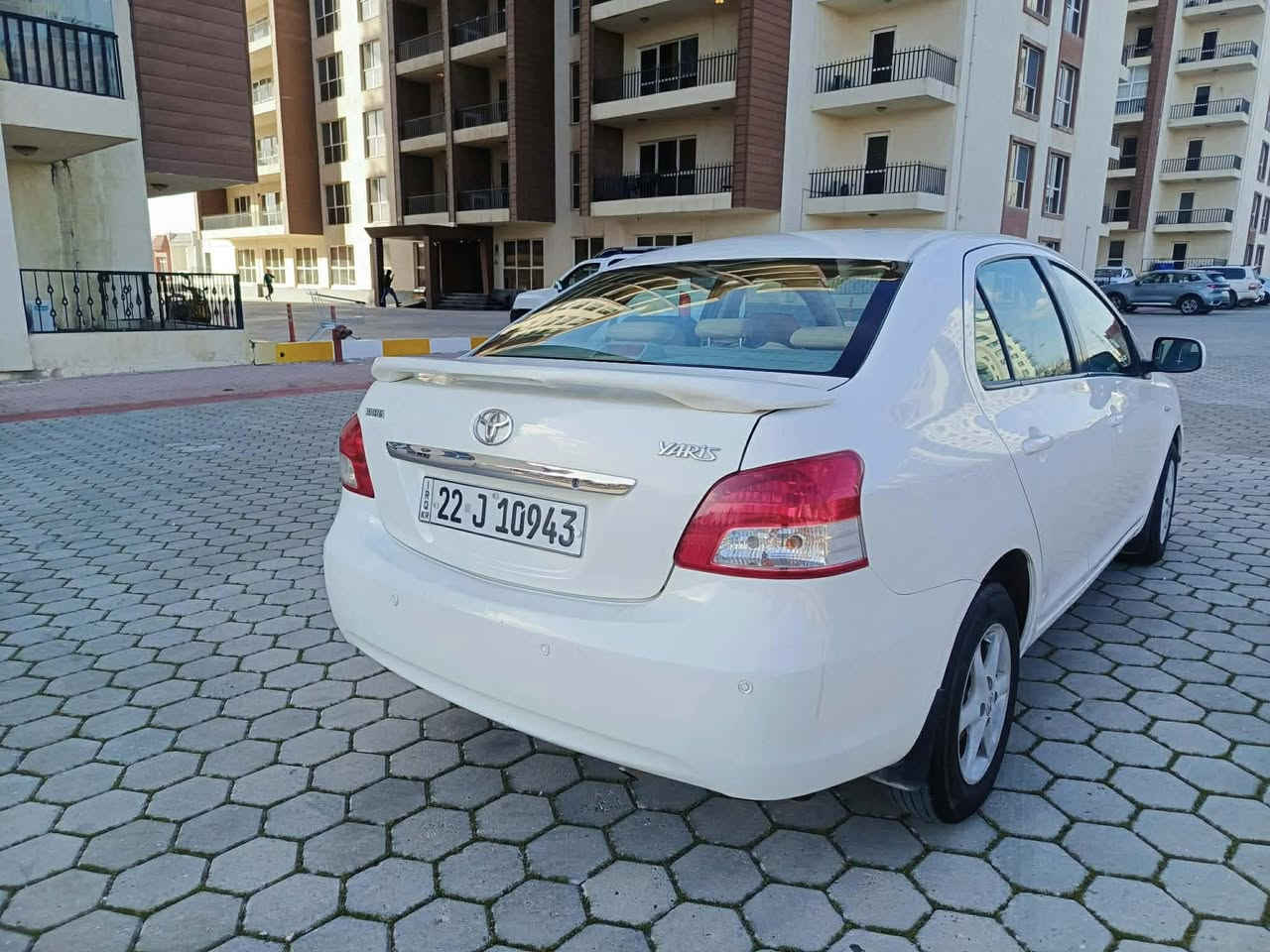 توێتا یارس مۆدێل2009
بێ لێدران،،بێ بۆیاغ،،،
ئۆتۆماتیک،،فول،A.B.S مواسەفات ،،ناوزەرد،،،،
تەبرید،،سارد،گەرم،،،
دەبڵ ئێرباگ،دەبڵ گێچ،،،
پێنج کەلە،بلاجیکتۆر،،
ویل کەپ،،باڵ،ئاوێنەکارەبا،،
(کارتی بەنزینی کرکوکی هەیە)،،،،
سعری 93 موعامەلە
***********
