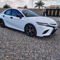 كامري موديل 2018  موصفات SE بسمي رقم وهزه جديد  صدر تواير كلو جديد  مح...