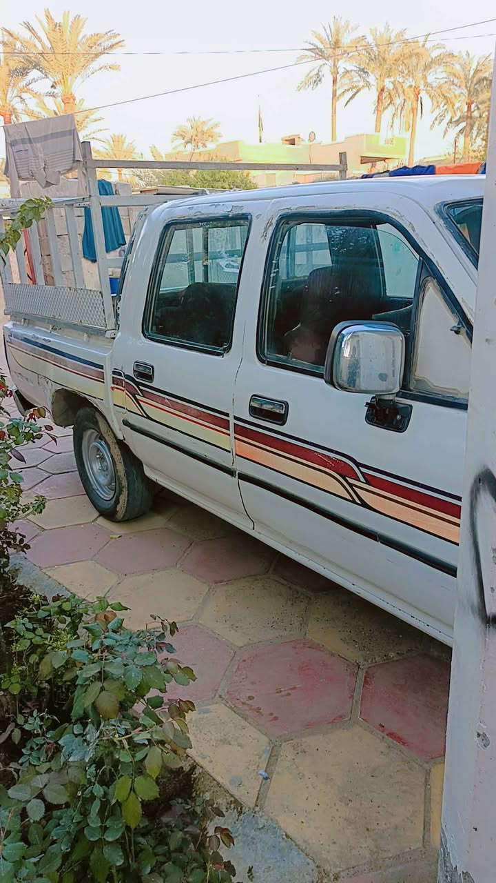 للبيع بيكم دبل قماره موديل 89 محرك كروسيده 5كير السعر 50 وبيه مجال المكان الخالص الرقم ***********
