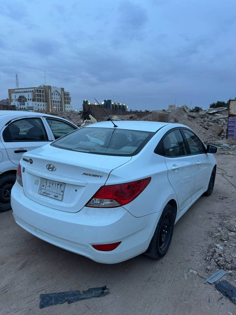 اكسنت وارد خليجي محرك 1600 مديل 2013 بسمي صبغ قطعتين فقط سياره جاهزه من كلشي رقم نجف مكاني النجف *********** النجف, العراق
