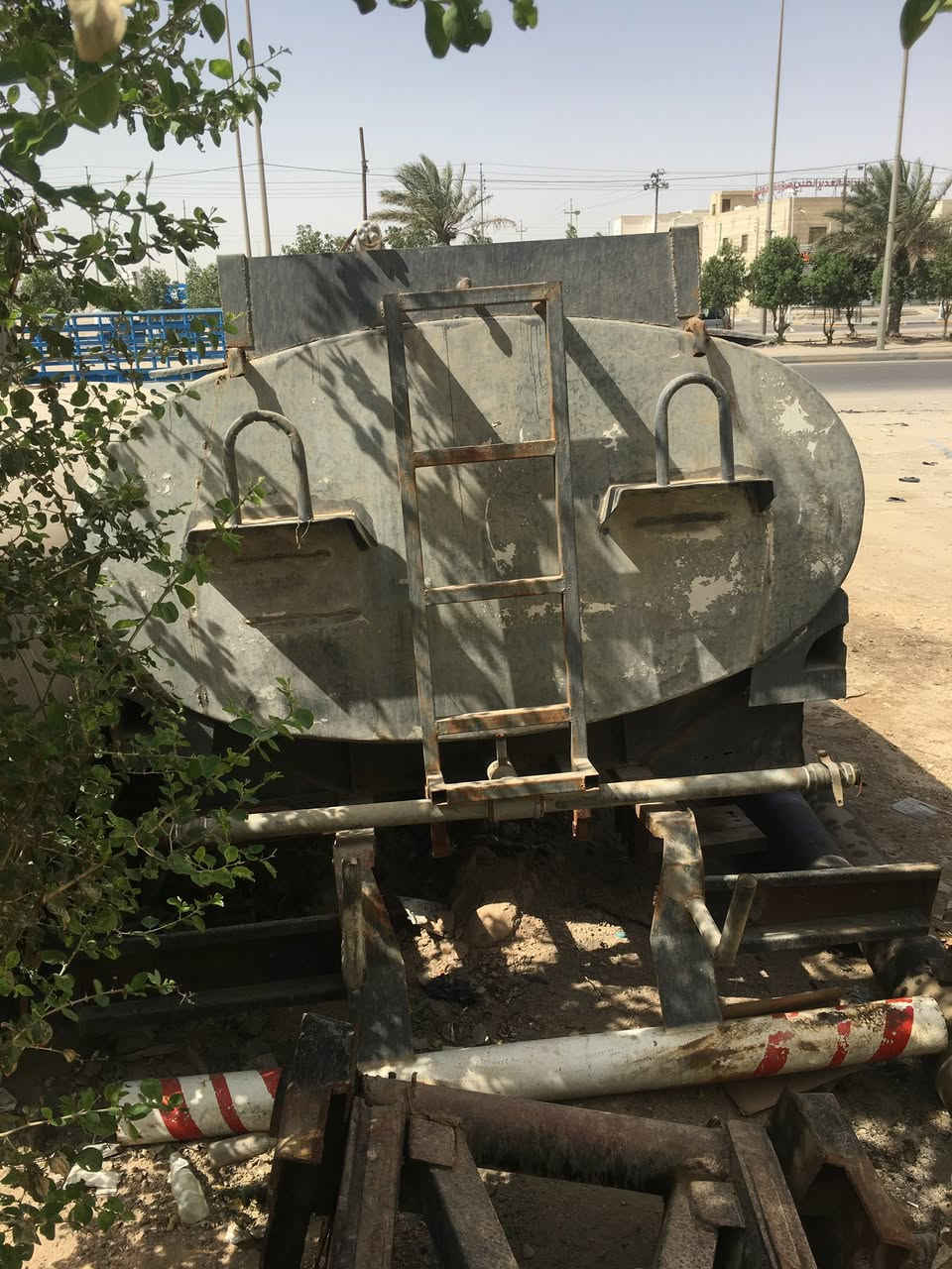 (مكلف بالنشر )تانكي گلفنايز ٩طن نظيف بدون صبغ
السعر ١٧ورقه للاستفسار الاتصال على الرقم 
***********
