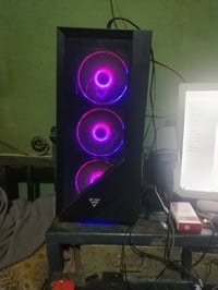 i5 9400f • رام ٨جيجا • كيس RGB