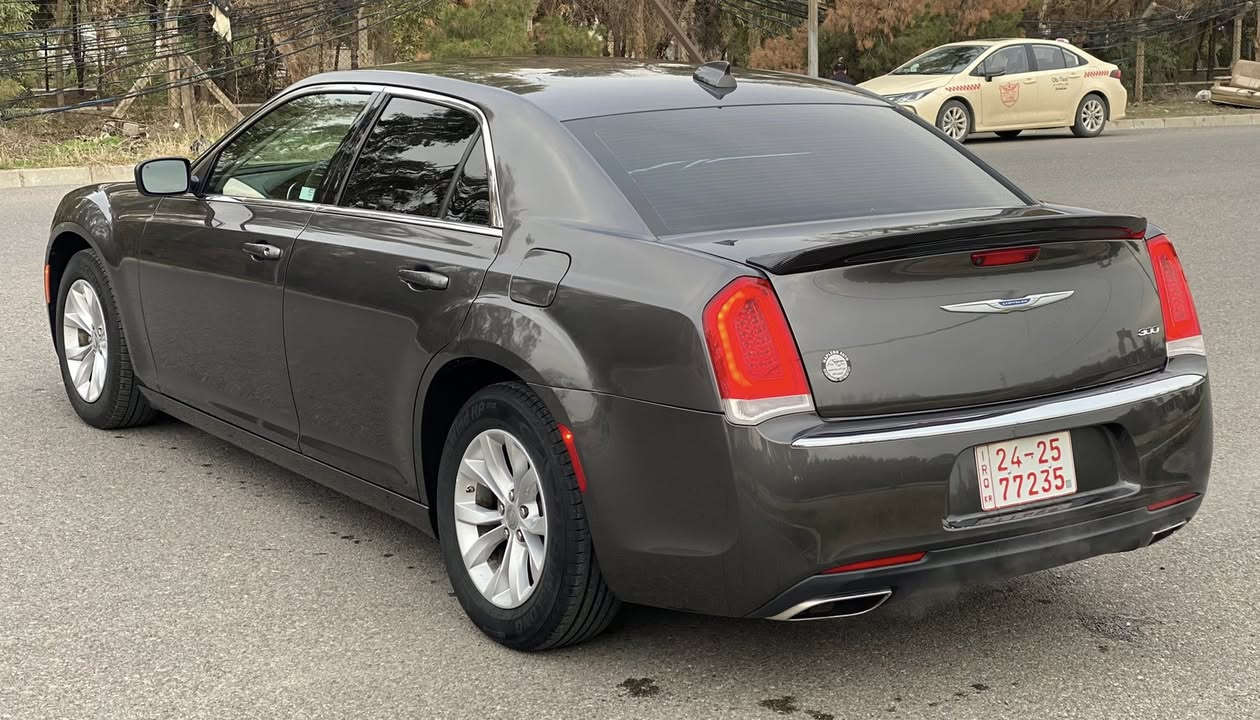 ‏ CHRYSLER 300 2023
حجم محرك : 3.600 V6
ماشيه  : Mi 22,400

ضرر :💯 
بدون صبغ ✅
بدون ايرباك ✅
بدون تبديل ✅
بدون دواخل ✅
سياره بيها بارد ع كد شبر فقط 

السعر : 26,300💰بيها مجال بسيط 

بيع او مراوس مع سيارات ارقام شمالي فقط 

للاستفسار او اتصال على 
***********
