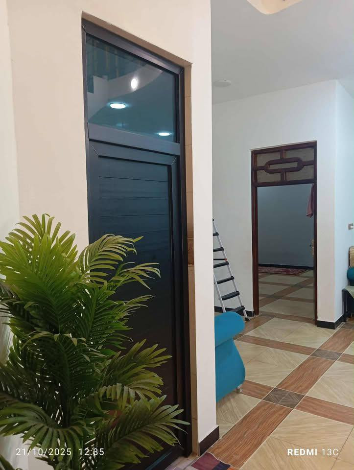 مقابل كراج بغداد بيت ركن 300 م زراعي مشمول بلطابو معامله كامله بلبلديه بئسمي يبعد عن الشارع العام 100متر  سعر 175 قفل يرهم مقدم ولباقي فتره حسب التفاق 
***********
