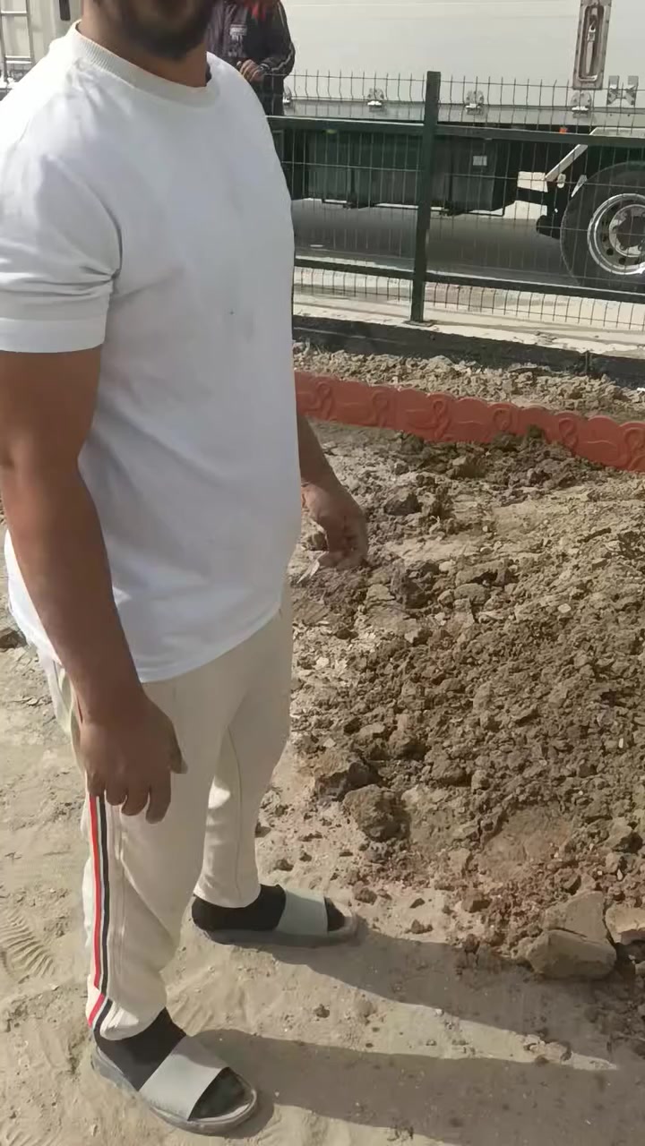 تحياتي للجميع أخوكم رضا الراشد لنخيل البرحي عنواني بصره ابو الخصيب ***********
