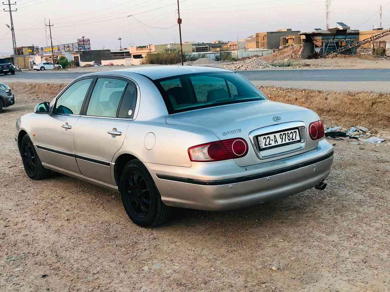 السلام عليكم 
كيا اوبرص موديل 2004 
رقم اربيل باسمي 
مصبوغة حزام جمالية بدون حادث 
مكينة وكير افلون مكفولات 
حدادية امامية خلفية تخم تاير جديد 
العنوان واسط الكوت ( *********** ) 
السعر خاص
