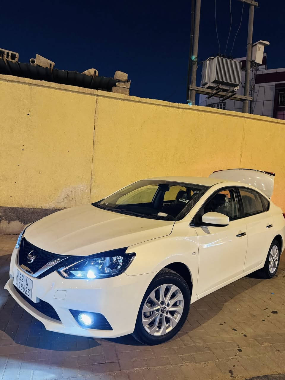 سلام عليكم ورحمة الله للبيع نيسان سنترا 2025 صيني السياره كفالةعامة ماشية 4 الف السيارة بعدهه جديده وكالة بأسمي للاستفسار ***********

