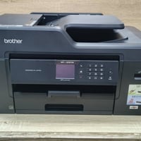 طابعة براذر موديل MFC-J6530 مستعمل بحالة ممتازة بكاترجات قابلة للحن بس...